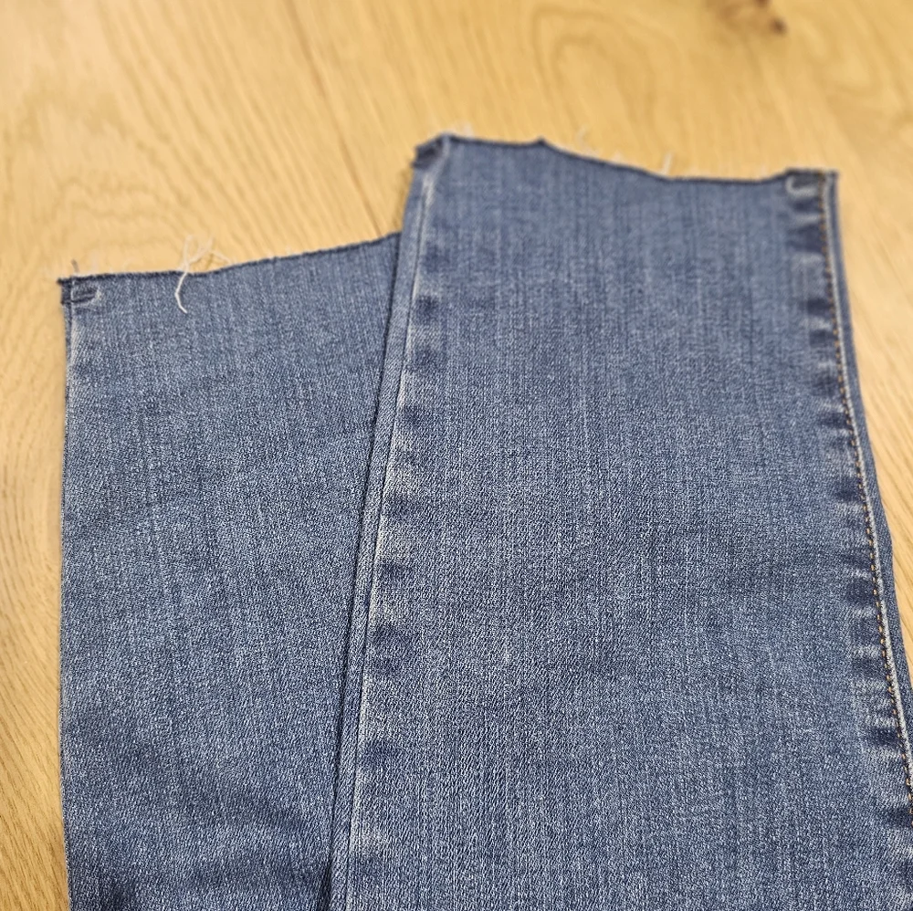New universal thread size 8/29s high rise‎ skinny denim jeans